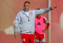 Internacional contrata técnico Eduardo Baptista até o fim da temporada