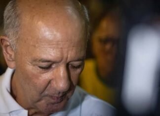 TSE nega recurso e Arruda está fora da eleição