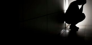 Prevenção ao suicídio: profissionais de saúde destacam riscos com bets