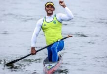 Isaquias Queiroz conquista a medalha de ouro no Mundial de Canoagem