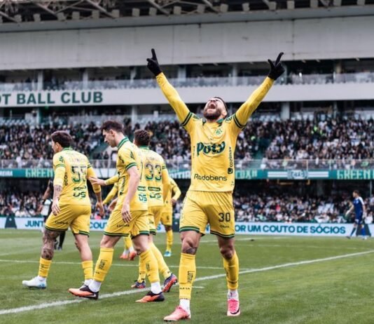 Mirassol vence e mantém Vasco e Internacional na zona de rebaixamento