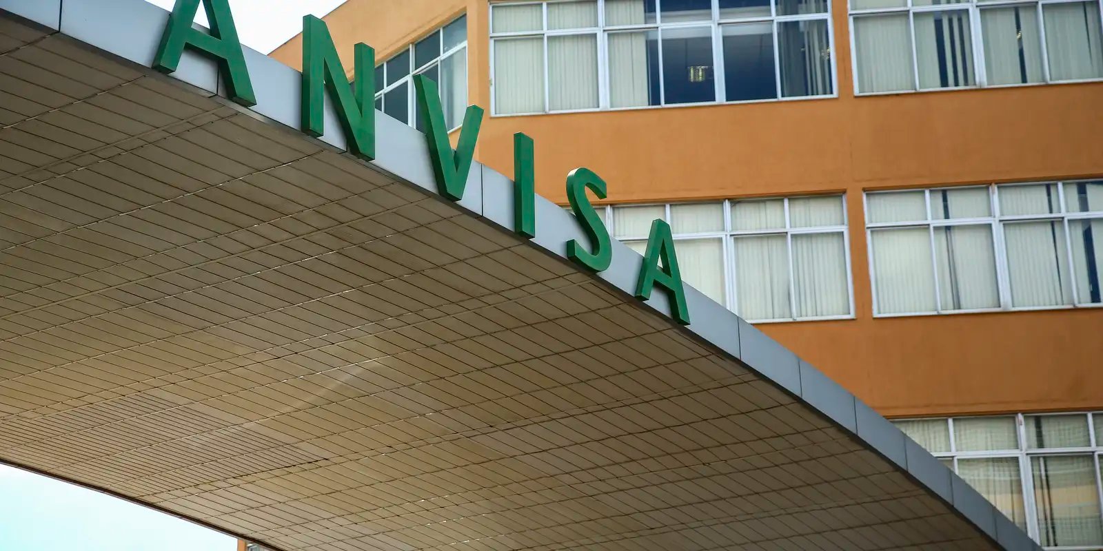 Ashwagandha: Anvisa alerta que suplemento do TikTok não tem registro