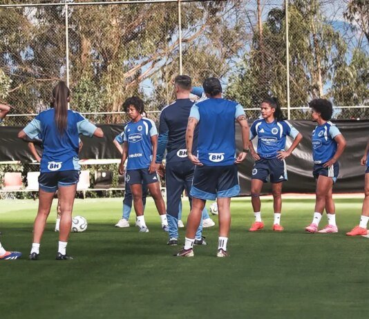 Libertadores Feminina: Cruzeiro resiste à altitude e vence na estreia