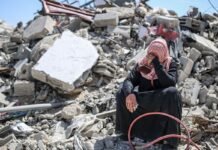 “Plano de paz” de Gaza tem bombas diárias 3 anos após início da guerra