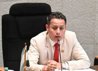 Vice-presidente da Bolívia acusa governo Paz de tramar prendê-lo