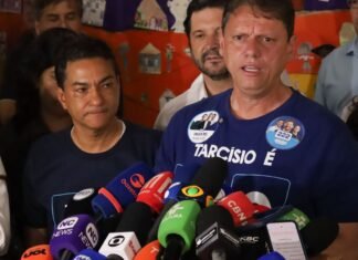 Reeleito em SP, Tarcísio promete mais entregas para o próximo mandato