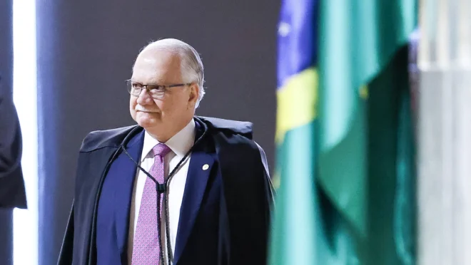 Fachin arquiva investigações e avança no fim do inquérito das fake news