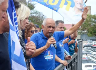 Candidato à reeleição, deputado Pepa faz carreata na Região Norte do DF