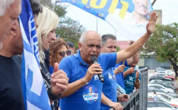 Candidato à reeleição, deputado Pepa faz carreata na Região Norte do DF
