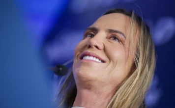 Celina diz que rumores sobre a privatização do BRB são Fake News
