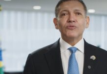 Presidente do TSE diz que voto é direito fundamental dos brasileiros