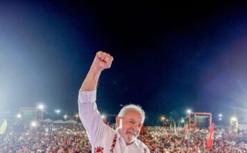 Lula é releito pela 4ª vez presidente do Brasil