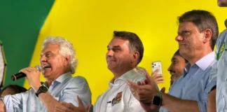 Caiado declara apoio a Flávio no segundo turno
